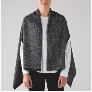 Lululemon Scarf Vinyasa Wrap Running Luon Suited Jacquard Black White
